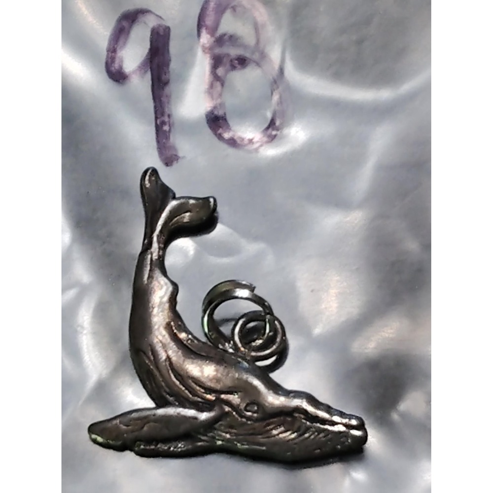 Vintage Humpback Whale Charm Pendant Silver Tone Ocean Marine Life Jewelry